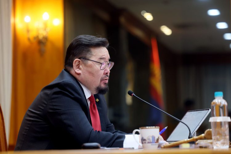 Хилийн зурваст 34,227 га газар олгосон хууль бус тогтоолыг хүчингүй болголоо