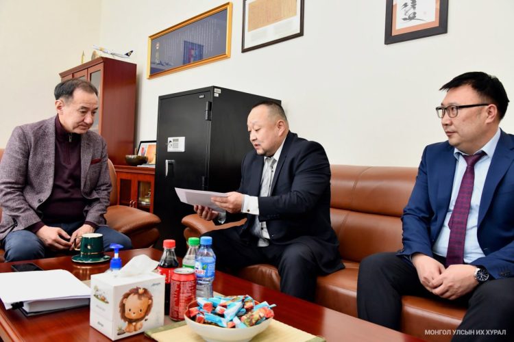 ХЗБХ: Шүүхийн сахилгын хороо 49 шүүгчид хариуцлага тооцсон гэв