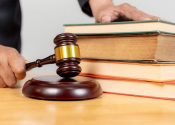 Хамтран амьдрагчийнхаа 3 настай охиныг хөнөөсөн Д-г бүх насаар нь хорих ялаар шийтгэлээ