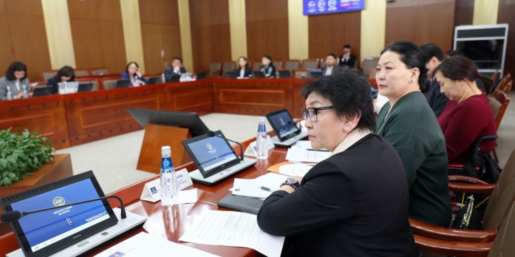 Монгол Улс жендэрийн үзүүлэлтээр 20 байр урагшилжээ