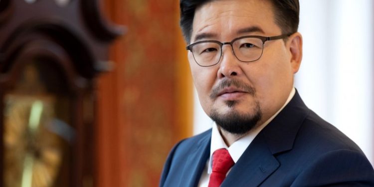 Шуурхай: Г.Занданшатар Ерөнхий сайдаас чөлөөлөгдөх хүсэлтээ Удирдах зөвлөлд гаргалаа