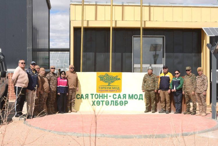 Говийн бүсэд цөлжилтийг бууруулахад “Зүүнбаян” агропарк гол үүрэг гүйцэтгэнэ