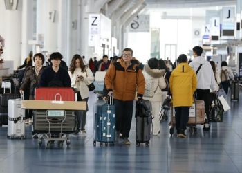 Японд ирж буй жуулчдыг цахимаар нэвтрүүлнэ