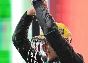 19 настай Кими Антонелли Хятадын Гран-прид түрүүлж, “Формула-1”-ийн анхны ялалтаа байгууллаа