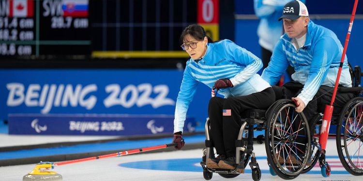 Өвлийн Паралимпын наадмын Америкийн шигшээ багт багтсан Монгол БҮСГҮЙ