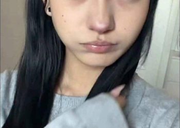 Сошиал хандалтаа өсгөхийн тулд бусдыг зодож, бичлэг хийдэг гэх Д.Саяамааг яллагдагчаар татаж, хилээр гарахыг хориглолоо