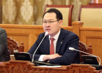 Алгоритмд суурилсан контент түгээлт нь хүүхдийг донтуулах цахим дээрэлхэлтэд өртөх эрсдлийг нэмэгдүүлж байна