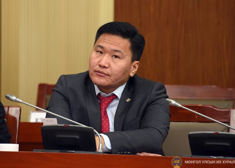 Т.Аюурсайхан суллагдсаны дараа мэдэгдэл хийв: “Намайг хилсээр ялласан” гэв