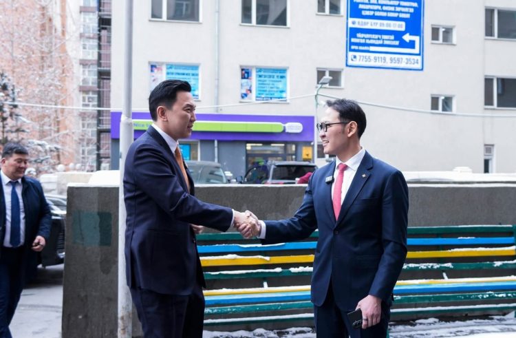 Эмийн худалдан авалтыг нэг цонхоор хийж, эмийн өртгийг бууруулах зохицуулалт хийнэ