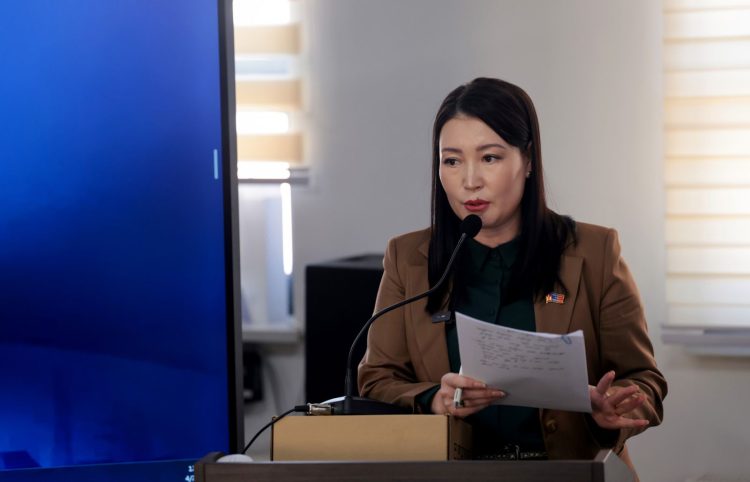 Нийслэлийн ЕБС-ийн заалыг амралтын өдөр сурагчдад үнэ төлбөргүй ашиглуулах асуудлыг өргөн барив