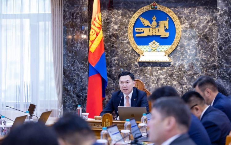 Өнөөдрийн Засгийн газрын хуралдаанаар дараах 20 асуудлыг хэлэлцэж байна
