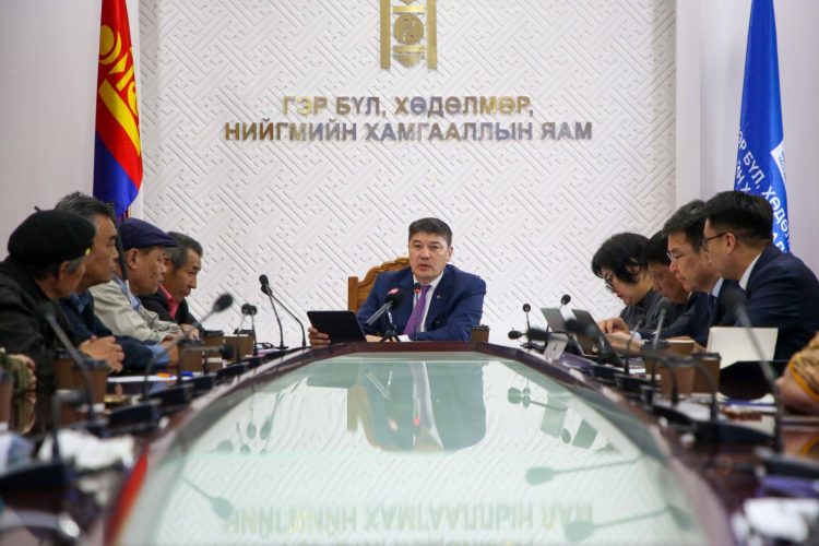 “Ахмадын хөдөлмөр эрхлэлтийг дэмжих” хөтөлбөрийн хүрээнд 15-17 сая төгрөг хүртэлх хүүгүй зээл олгоно