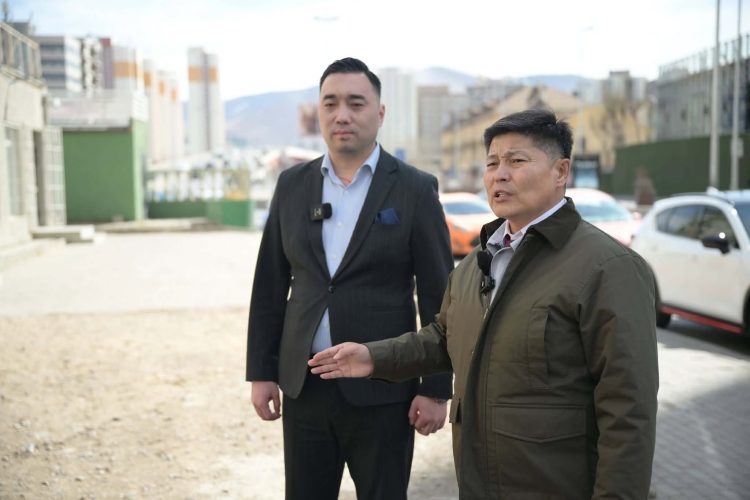 Х.Нямбаатар: Нарны гүүрээс Баруун дөрвөн зам хүртэлх явган хүний зам, талбайг шинэчилнэ