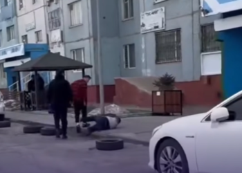 Цахим орчинд тархаад буй хоёр настай хүнийг зодсон эрэгтэйг олж тогтоожээ