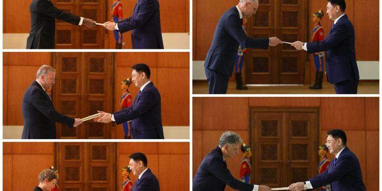 Хавсран суух Элчин сайд нар Итгэмжлэх жуух бичгээ өргөн барилаа