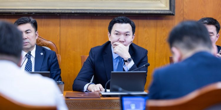 ТБХ: “Туулын хурдны зам” төслийн талаарх холбогдох мэдээллийг сонсож, Протоколын төслийг зөвшилцөхийг дэмжлээ