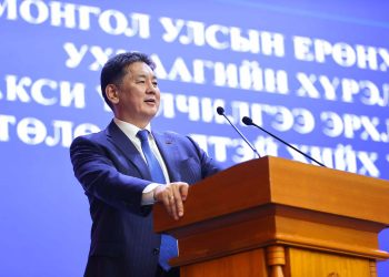Ерөнхийлөгч У.Хүрэлсүх такси үйлчилгээ эрхлэгчдийн төлөөлөлтэй уулзлаа