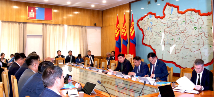 2030 он гэхэд цэвэр эрчим хүчний эх үүсвэрт шилжих зорилттой ажиллаж байна