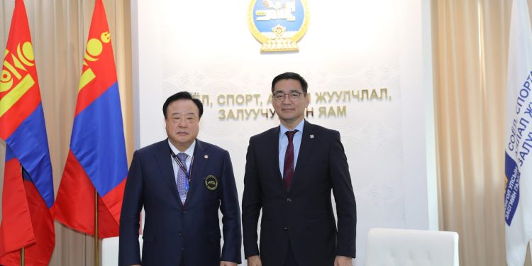 Азийн Таеквондогийн холбооны ерөнхийлөгчийг хүлээн авч уулзлаа
