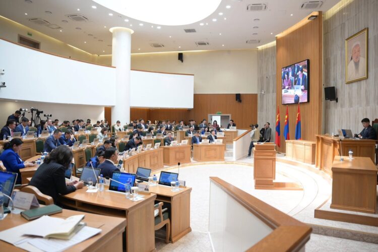 Нийслэлийн төсвийн тодотголыг хэлэлцэх НИТХ-ын хуралдааныг энэ сарын 17, 22 хүртэл хойшлуулжээ
