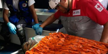 Венесуэлд нуранги дор найман хоног болсон хүнийг аварчээ