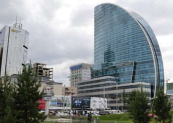 Улаанбаатарт +22 градус дулаан, өдөртөө бороо орно