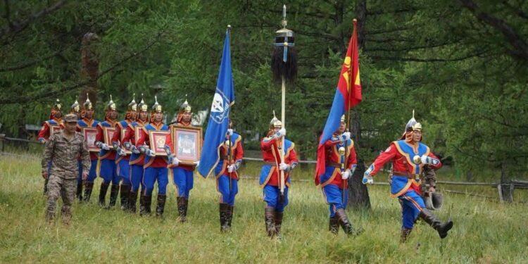 Хар Зүрх уулын тэнгэрийг тайх төрийн ёслол боллоо