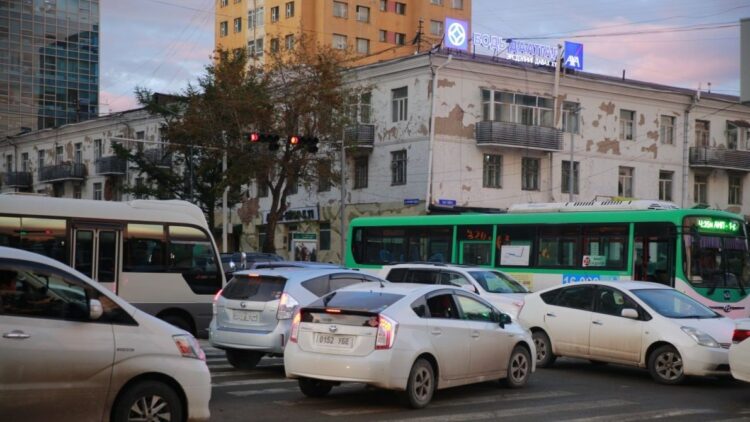 Өнөөдөр сондгой тоогоор төгссөн тээврийн хэрэгсэл замын хөдөлгөөнд оролцоно