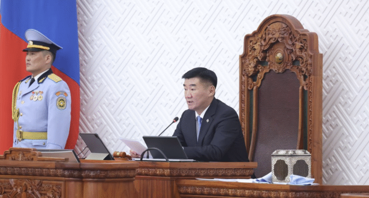 Өнөөдөр УИХ-ын ээлжит чуулганаар дараах асуудлуудыг хэлэлцэнэ