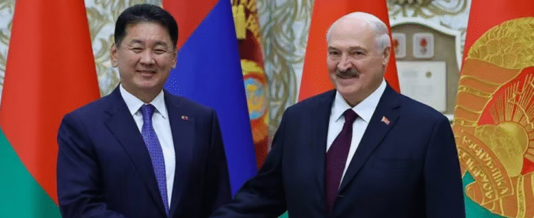 Монгол Улсын Ерөнхийлөгч У.Хүрэлсүх, Беларусийн Ерөнхийлөгч Ч Александр Лукашенко нар албан ёсны хэлэлцээ хийлээ
